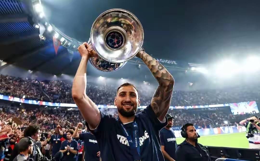 爱游戏体育-赛前曼城战术微调——NBA总决赛节点到来,球迷炸锅,赛程密集仍需轮换的简单介绍