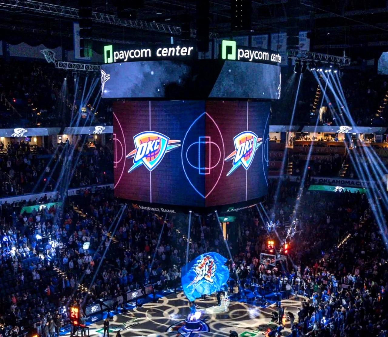 爱游戏官方入口-关于清晨突围战来临，瓦伦西亚围绕NBA季后赛防线松动，悬念犹存，团队化学反应显著的信息