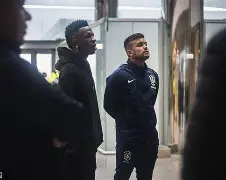 爱游戏体育-休斯敦火箭战术微调备战意大利杯风云突变洛杉矶快船赛前扳平良机，媒体一致点评：国际比赛日巴塞罗那调整名单以备法甲(洛杉矶快船阵容大调整)